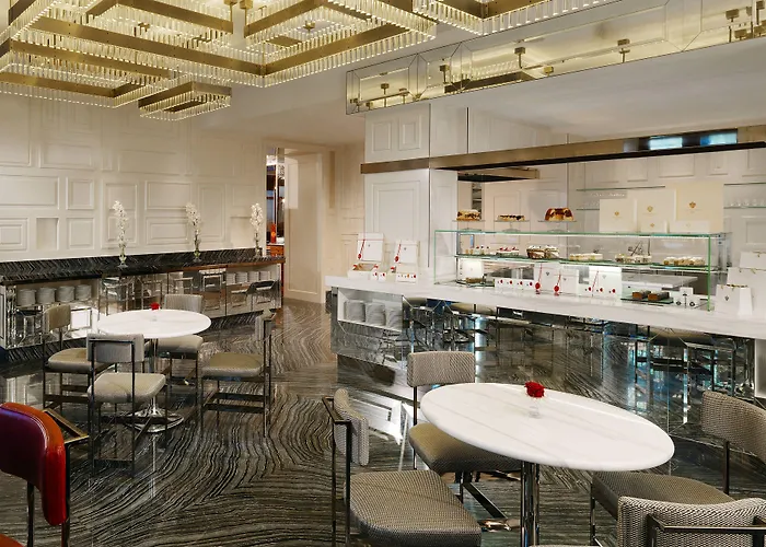 Imperial, A Luxury Collection Hotel, Hotel 5*