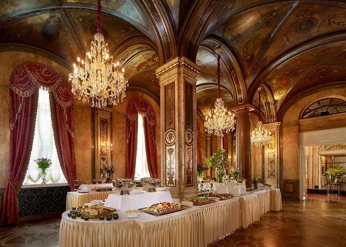 Imperial, A Luxury Collection Hotel, Hotel